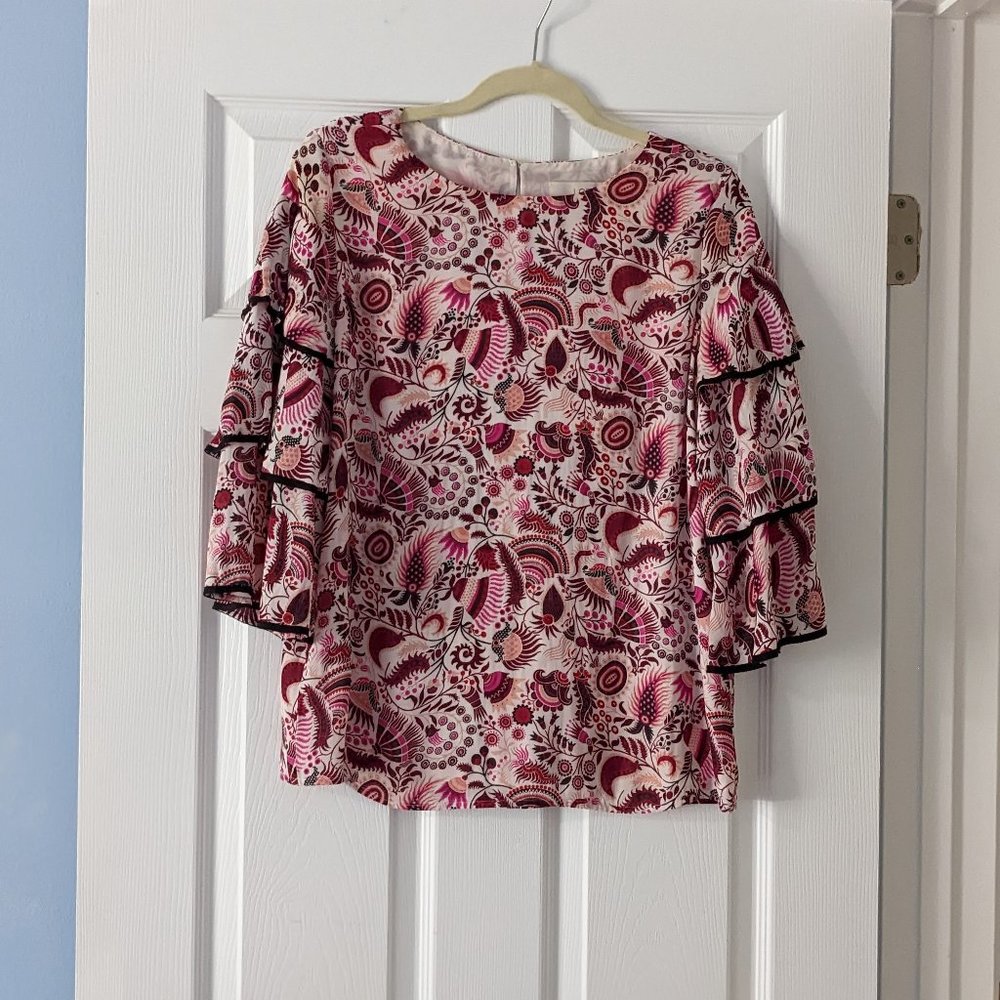 Loft tiered bell sleeved blouse - small